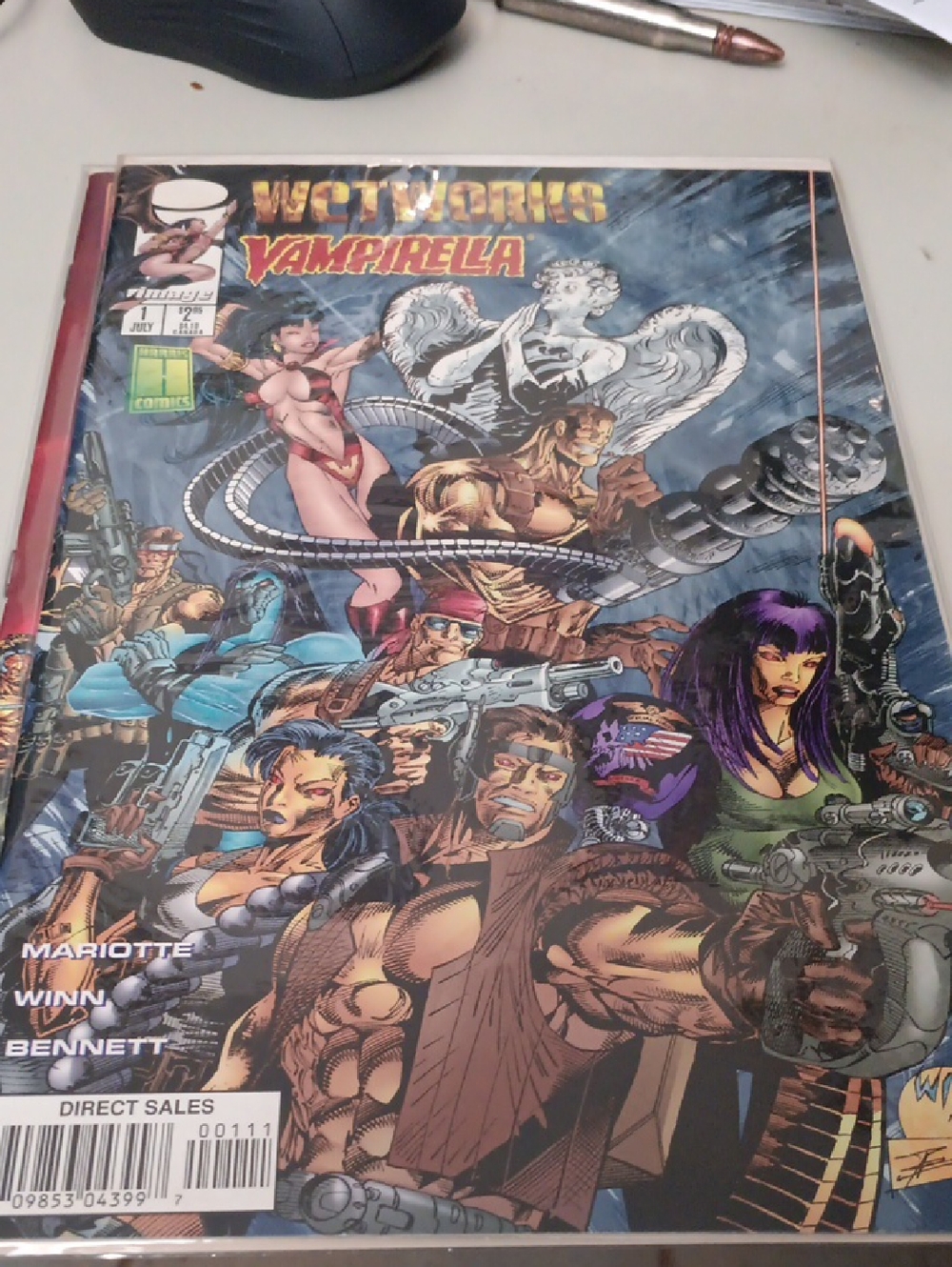 Vampirella Comic Book - Colorful Illustrated Cover